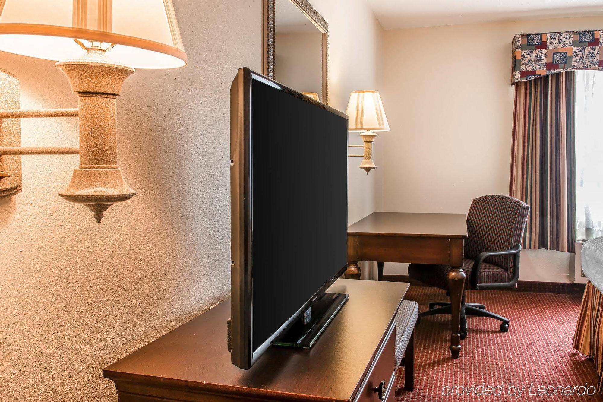 Motel 6 Elkhart, In Экстерьер фото